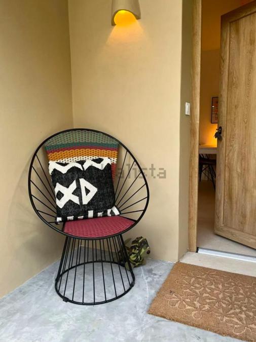 Stylish & Idyllic With Private Garden 5 Min Walking From South In Gava Mar Barcelona